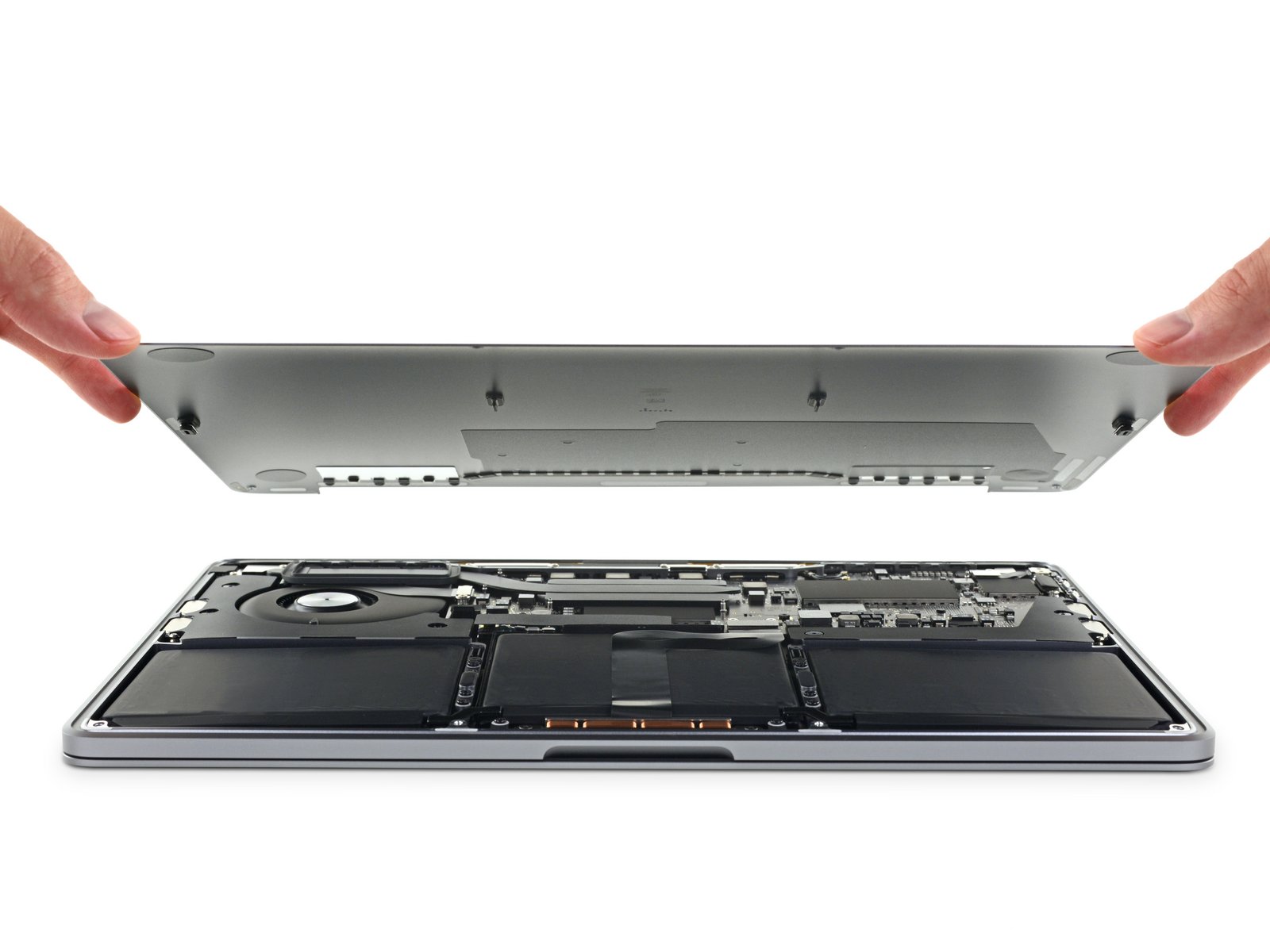 A2992 MacBook Pro 14 M3 İç Panel Değişimi Beylikdüzü